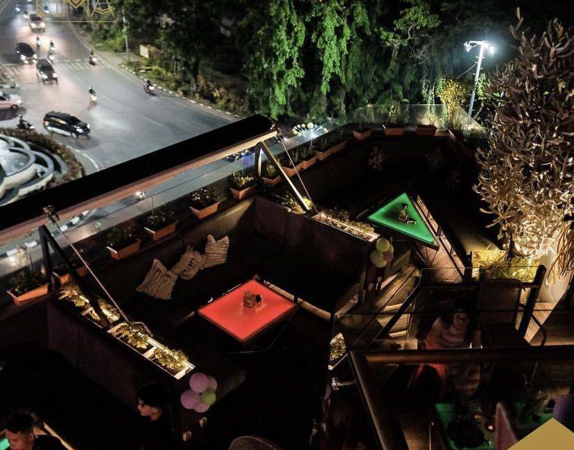 Suasana di Lima Rooftop (instagram @lima.rooftop)