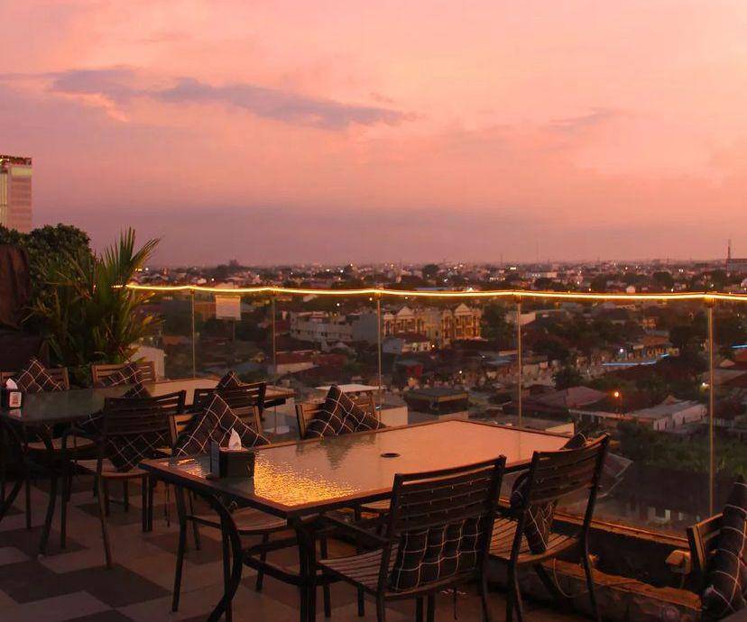 Cello Skypool Lounge (instagram @celloskypoollounge)