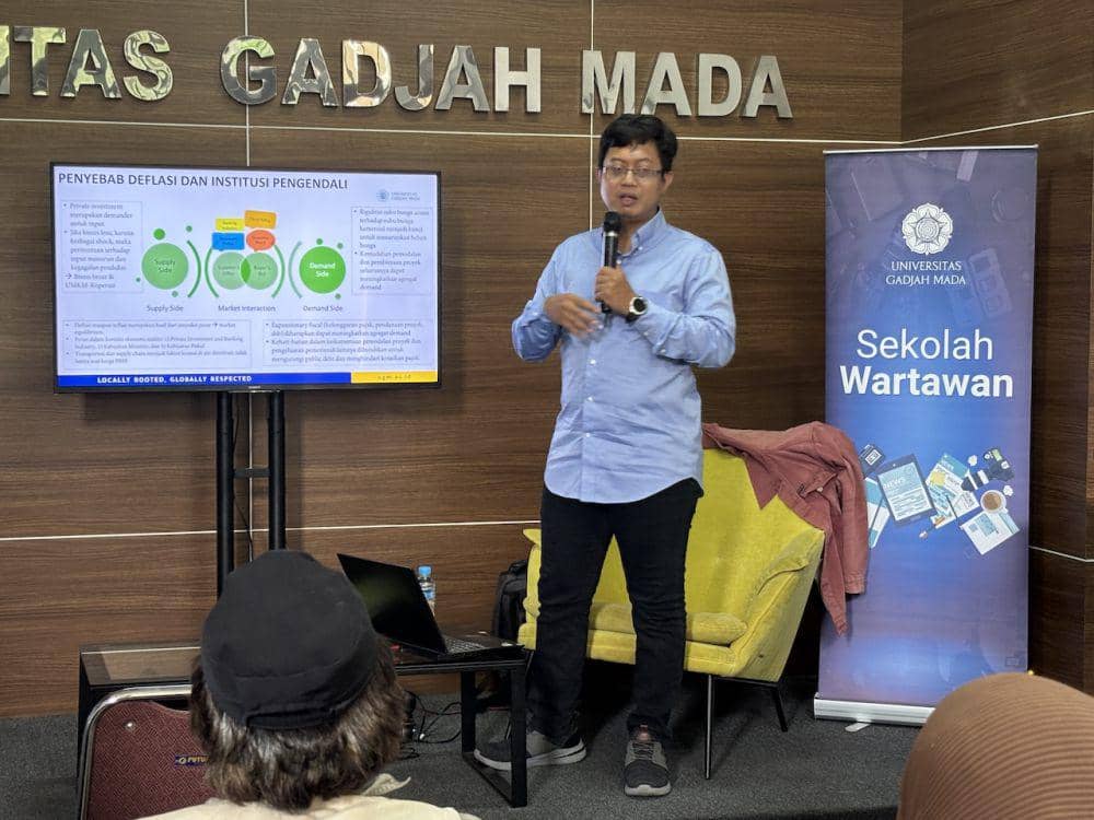 Dosen Departemen Ekonomika dan Bisnis Fakultas Sekolah Vokasi Universitas Gadjah Mada (UGM), Yudistira Hendra Permana. (IDN Times/Herlambang Jati Kusumo)