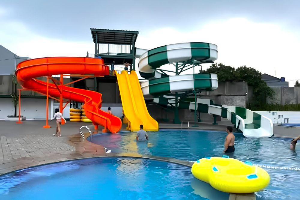 Wisata B-Space Waterplay Depok untuk Liburan Akhir Pekan