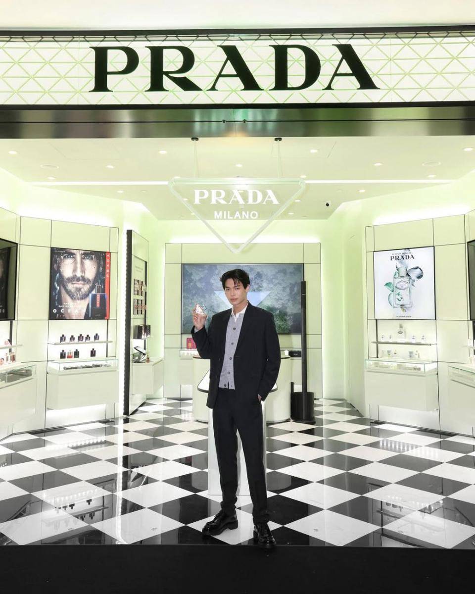 preppy look style ala Win Metawin (instagram.com/winmetawin)