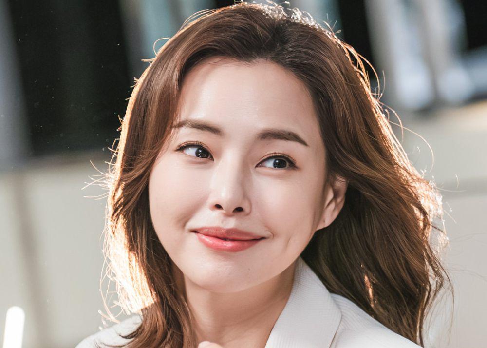 10 Usaha Kyung Sun Mendekati Doo Heon di The Fiery Priest 2, Gigih!