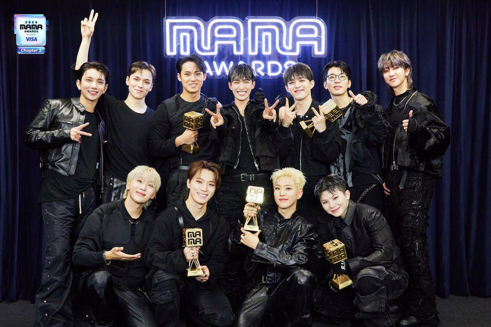 5 Piala SEVENTEEN di MAMA 2024, Terima Daesang hingga Member Menangis