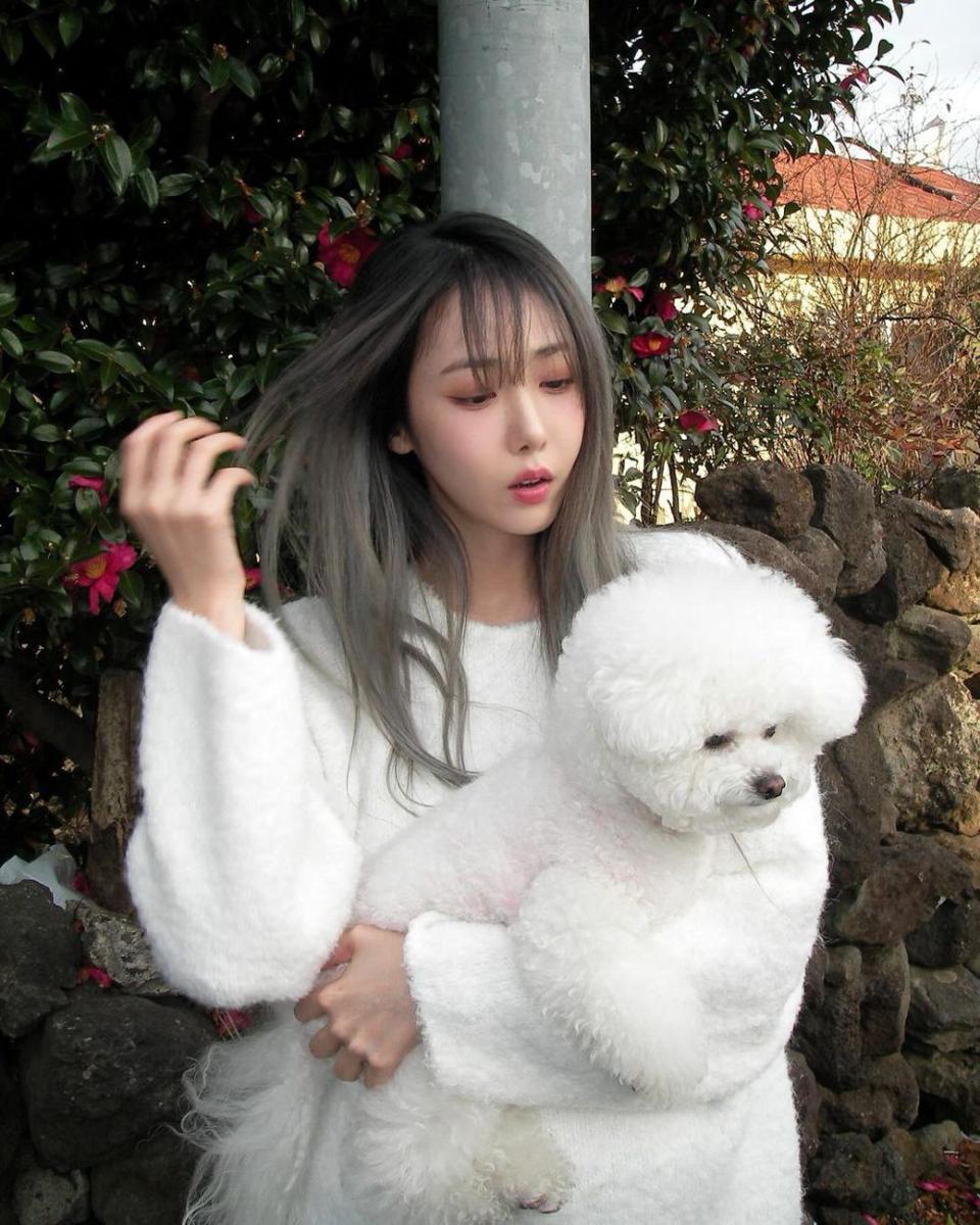 makeup daily gaya Korea (instagram.com/bscenez)