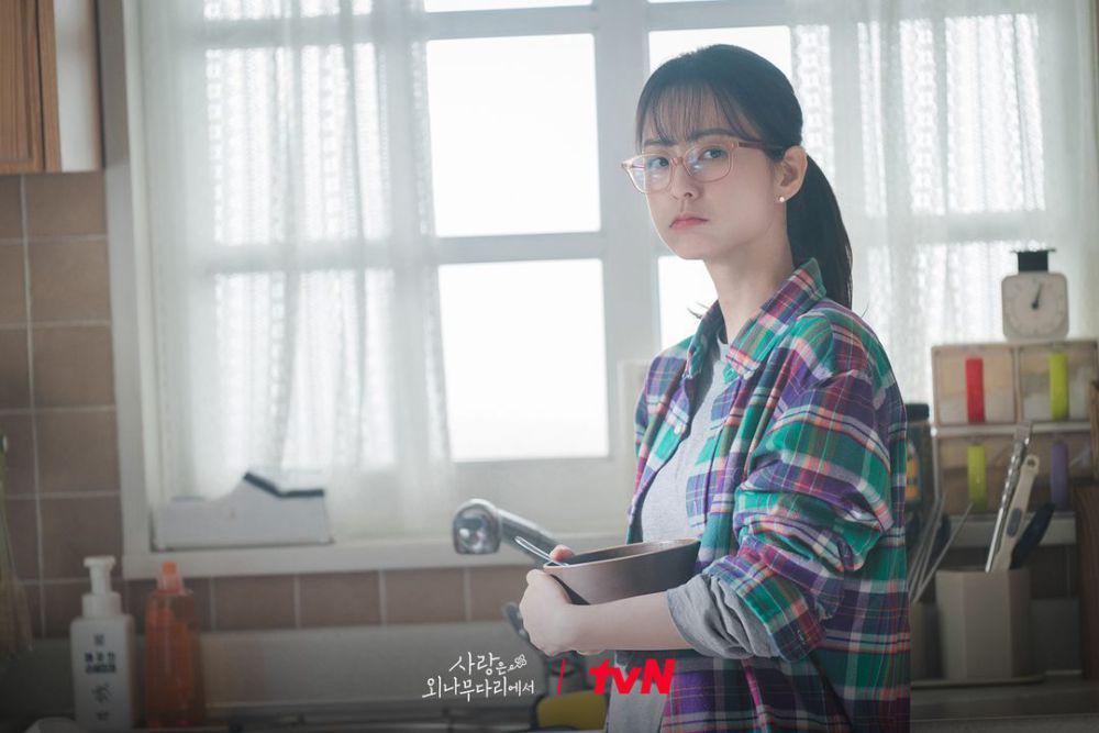 still cut drama Korea Love Your Enemy (instagram.com/tvn_drama)