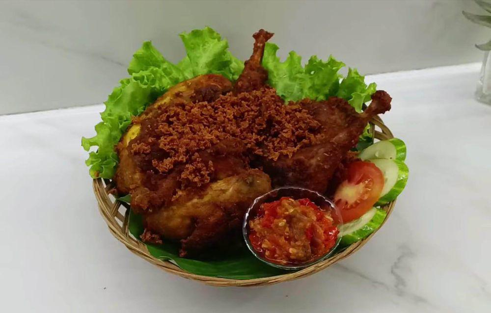 Resep Ayam Goreng Bumbu Opor yang Gurih Rempahnya Meresap