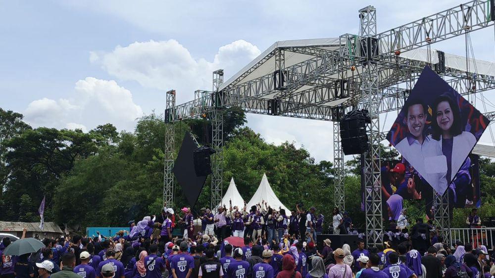 Ribuan Warga Bogor Ramaikan Kampanye Akbar Sendi-Melli, Ada Door Prize