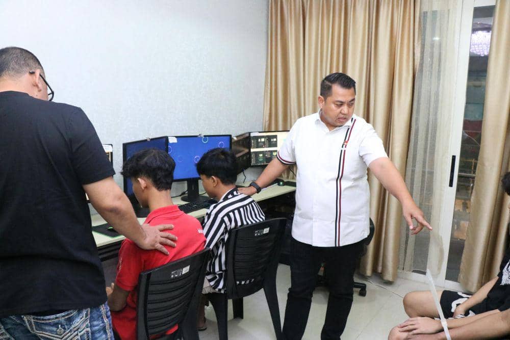Polisi Gerebek Server Judi Online di 2 Apartemen Mewah Kota Batam