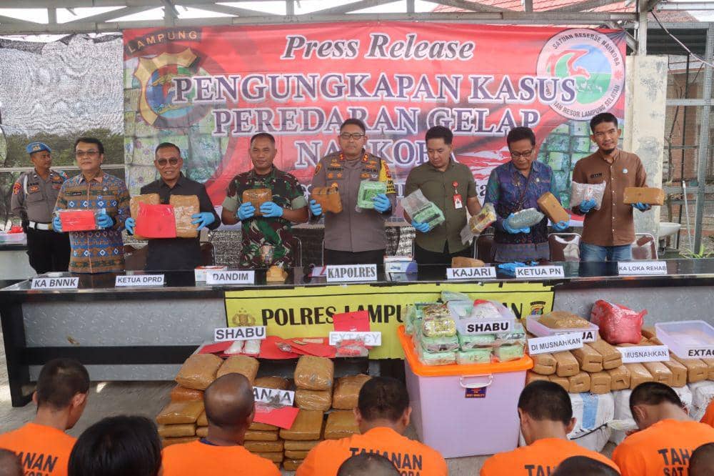 Polres Lampung Selatan Ungkap 15 Kasus Narkoba Rp2,9 Miliar!