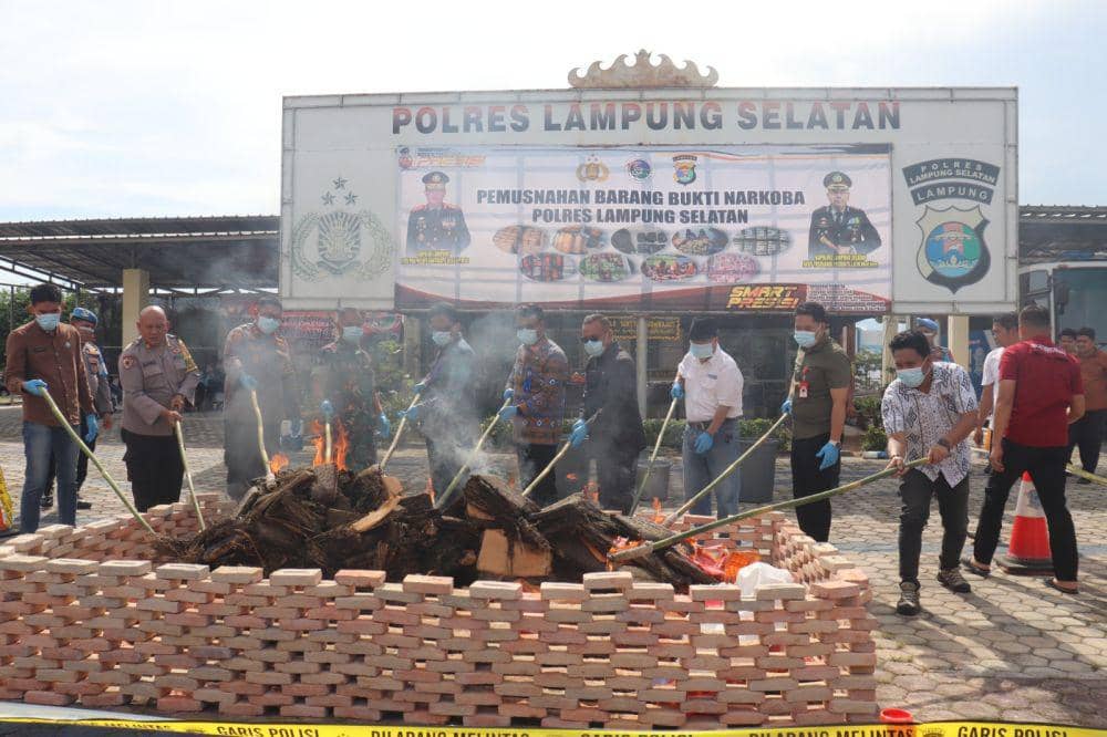 Pengungkapan 15 kasus peredaran narkoba oleh Polres Lampung Selatan. (Dok. Polres Lamsel).