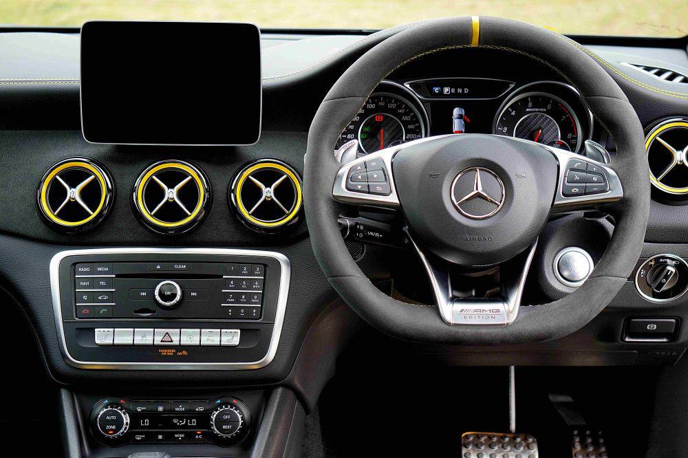 5 Tips Memilih Aksesoris Mobil Fungsional untuk Kebutuhan Harian