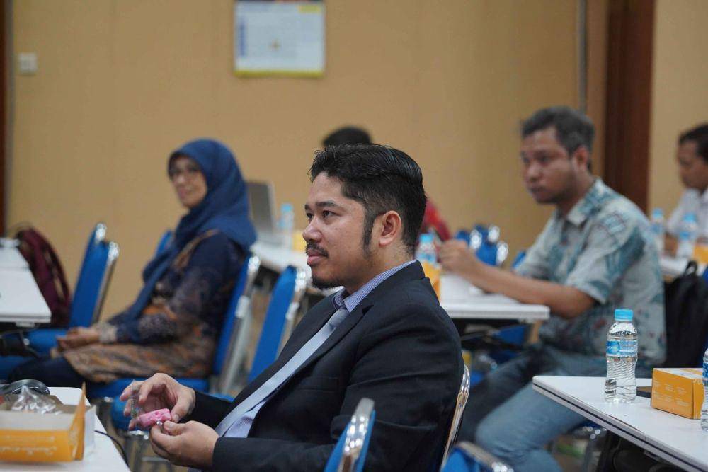 FMIPA UGM mengadakan pelatihan Cybersecurity Awareness bagi dosen dan tenaga kependidikan. (Dok. UGM)