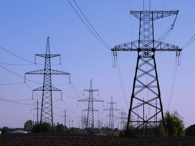 ilustrasi jaringan kabel listrik (wikimedia.org/Novoklimov)