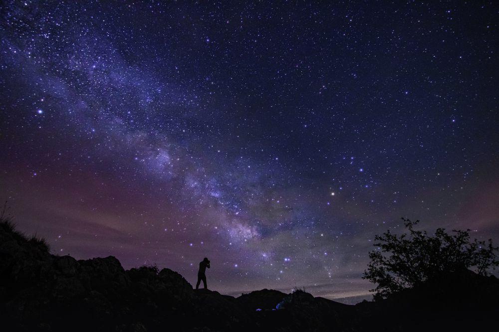 5 Tempat, Tips, dan Waktu Terbaik Menikmati Stargazing di New Zealand