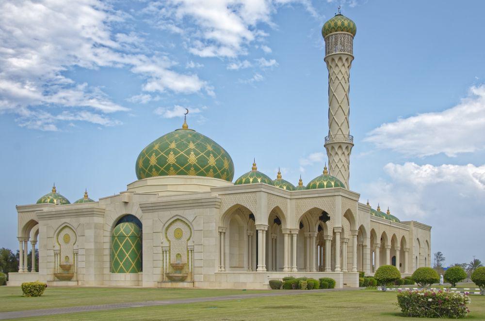 6 Masjid di Tangsel yang Wajib Kamu Datangi