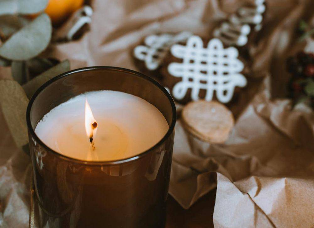 ilustrasi lilin aroma terapi (pexels.com/ROMAN ODINTSOV)