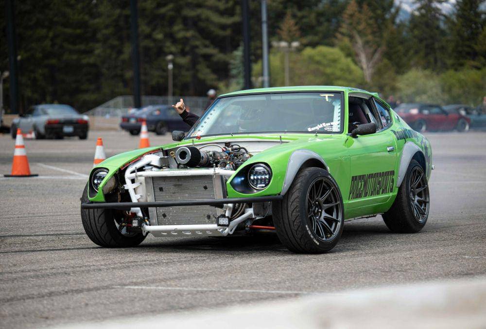 ilustrasi mobil yang dimodifikasi (pexels.com/Stephen Leonardi)