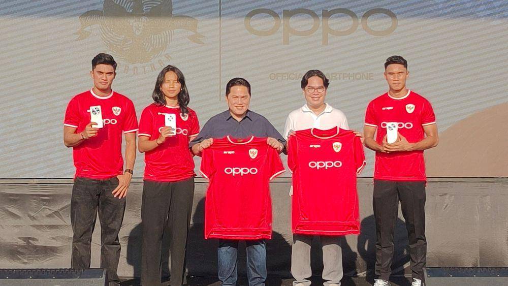 kolaborasi OPPO dengan Timnas Indonesia (dok. OPPO Indonesia)