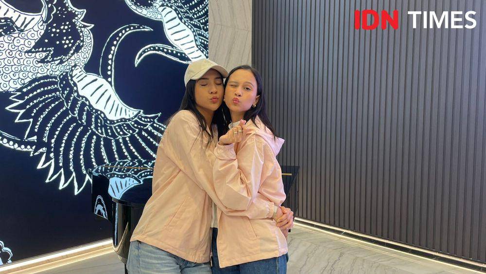 Anya Geraldine dan Lutesha di film Cinta Tak Seindah Drama Korea (IDN Times/Erfah Nanda)