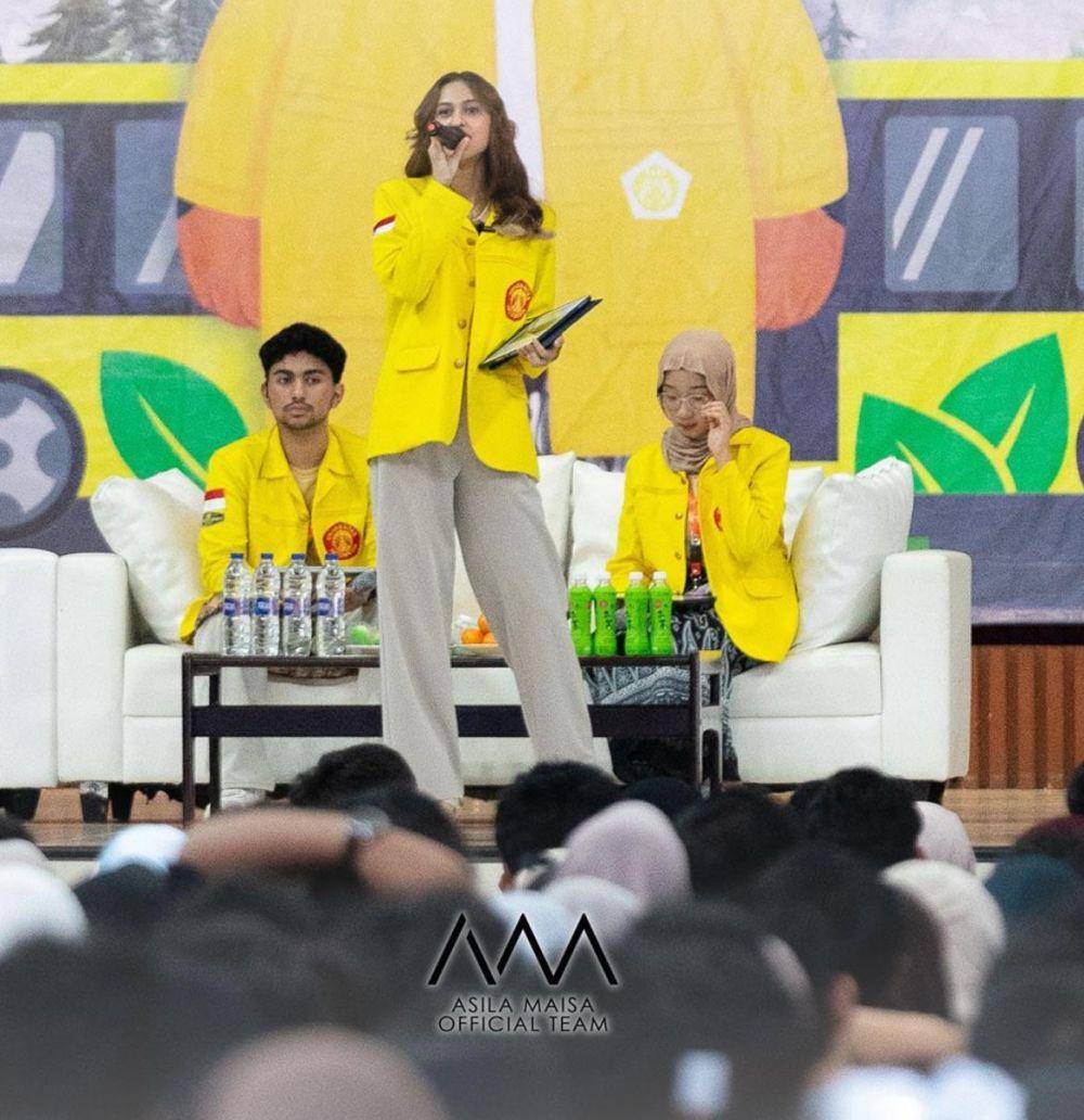 Asila Maisa (instagram.com/official_amteam)