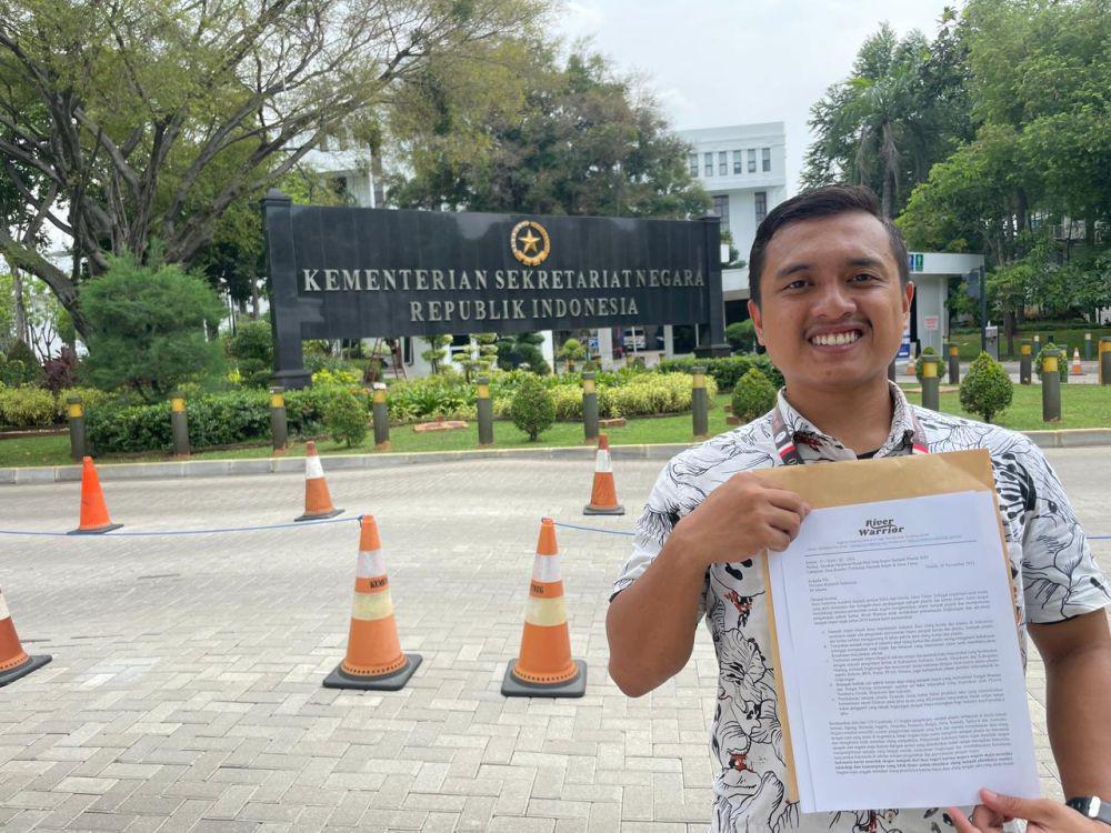 River Warrior Desak Pemerintah Hentikan Impor Sampah Plastik 2025