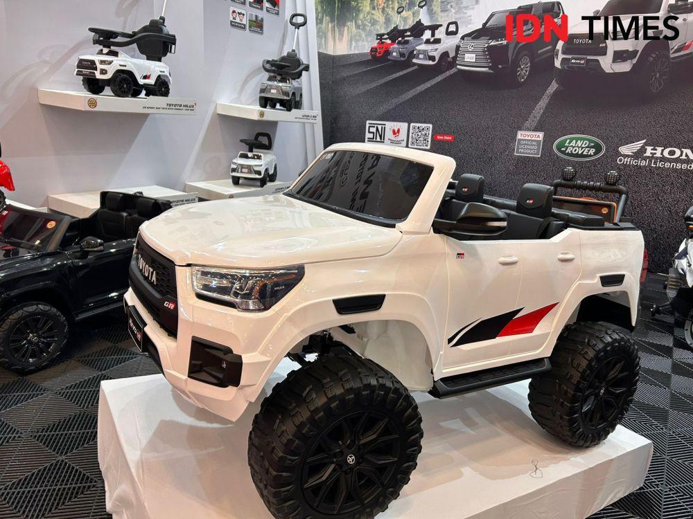 SHP Toys Rilis Mainan Elektrik Bergaya Toyota Hilux GR Sport di GJAW