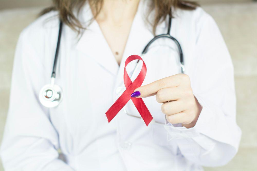 Mengapa Virus HIV Menyerang Sistem Kekebalan Tubuh?