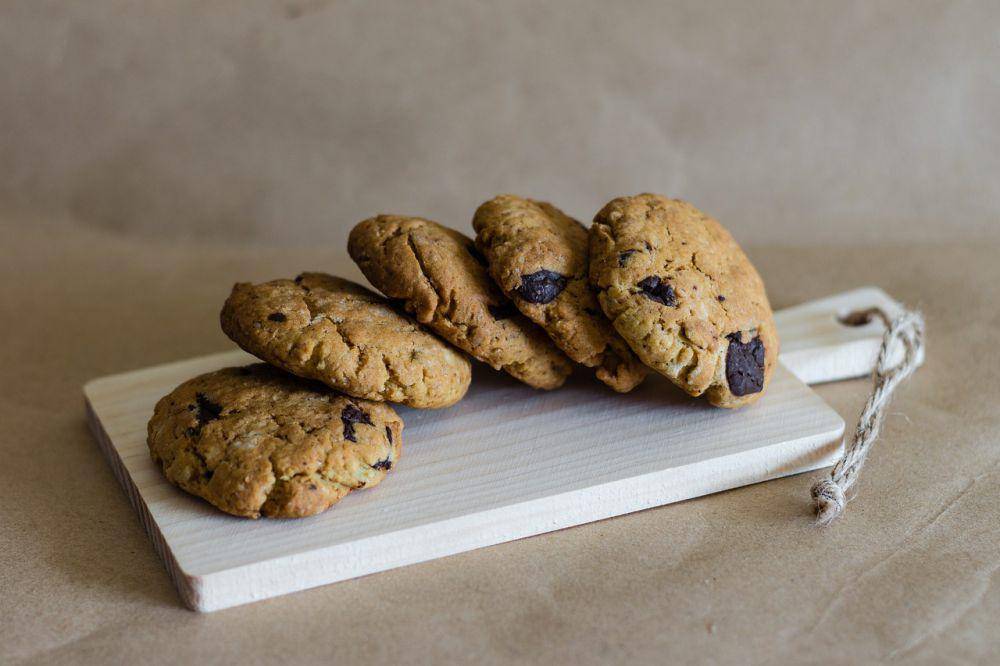 Ilustrasi Chocolate cookies tanpa telur (pixabay.com/Christos Giakkas )