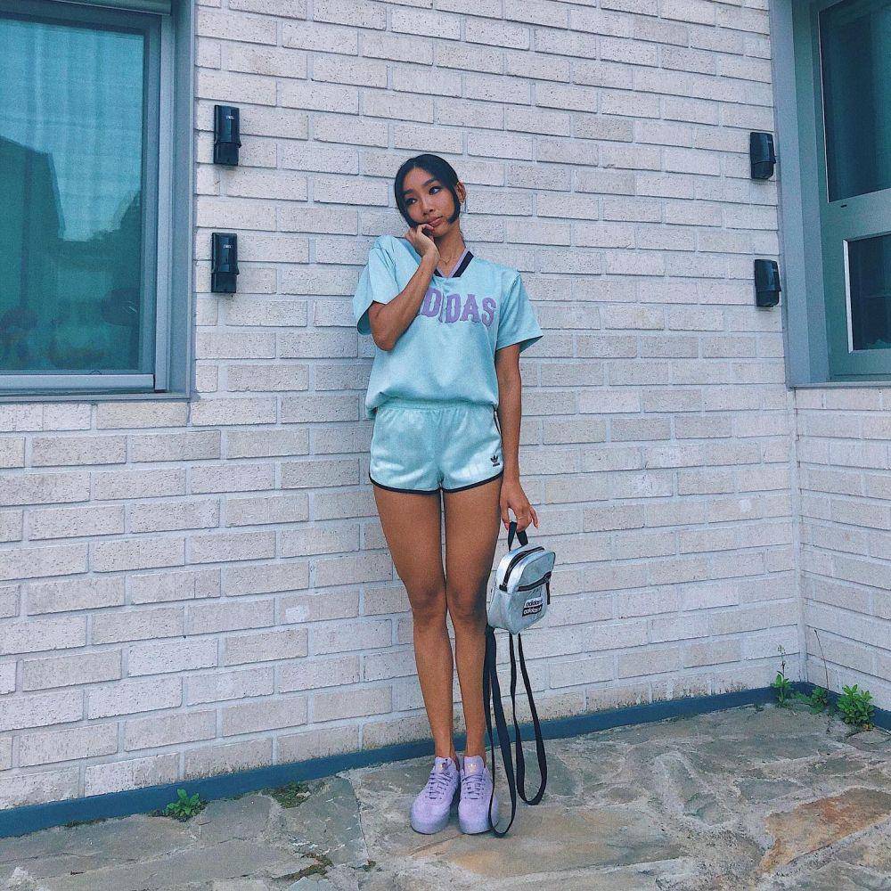 OOTD Moon Ga-bi (instagram.com/iamchocobi)
