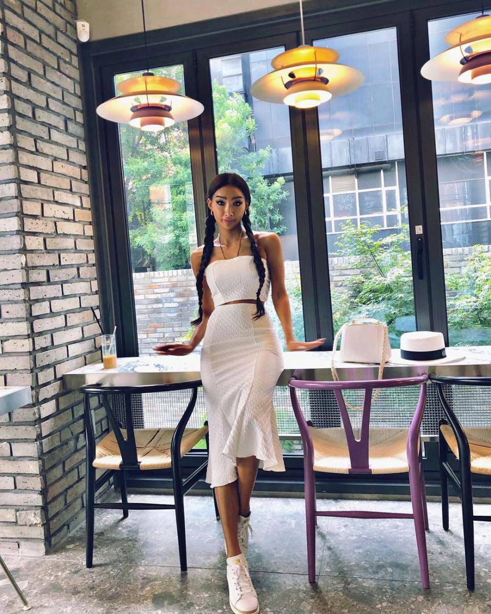 OOTD Moon Ga-bi (instagram.com/iamchocobi)