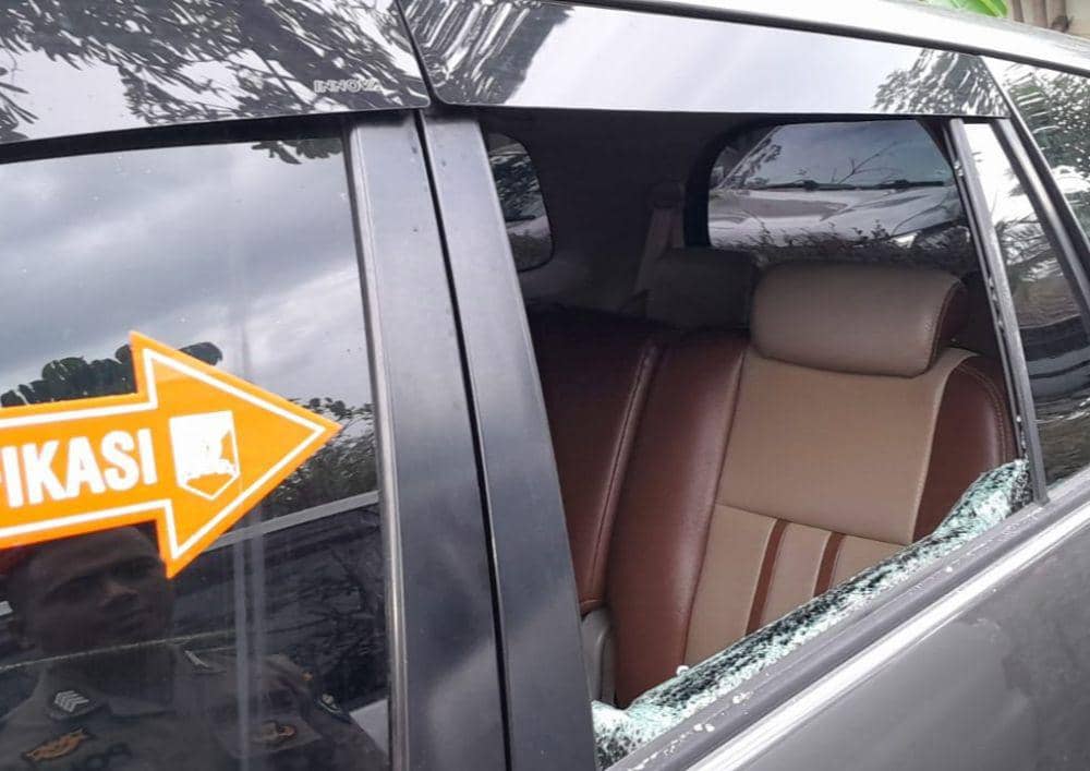 Penampakan kendaraan dan TKP pencurian modus pecah kaca di Bandar Lampung. (DOK. Polresta Bandar Lampung).