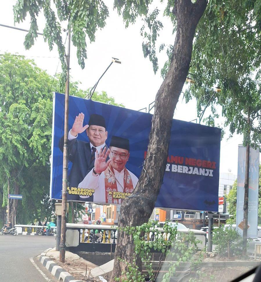 Ada Baliho Ridwan Kamil Belum Dicopot di Masa Tenang, Bawaslu Beraksi