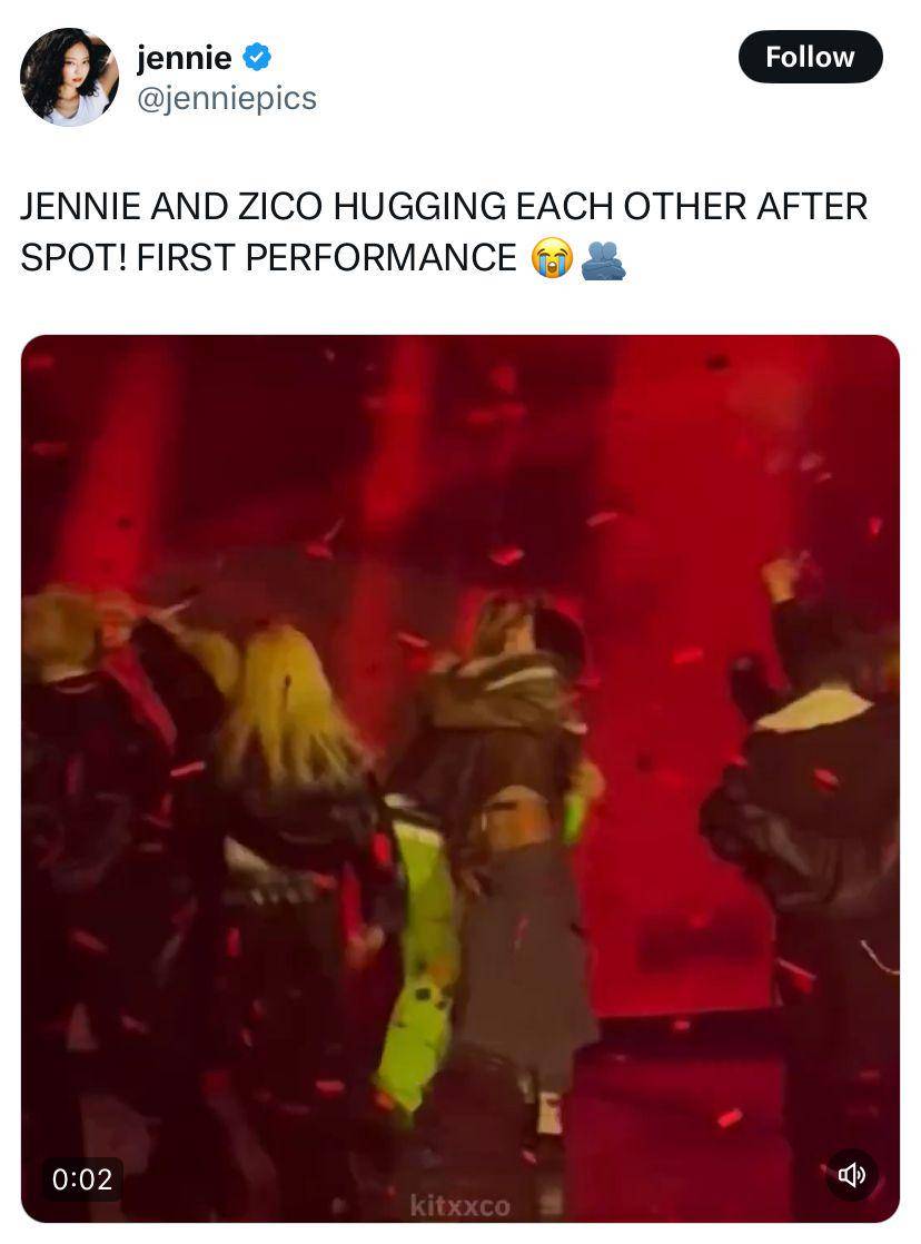 potret Jennie BLACKPINK beri kejutan dengan tampil di konser solo Zico (via X.com/@jenniepics)