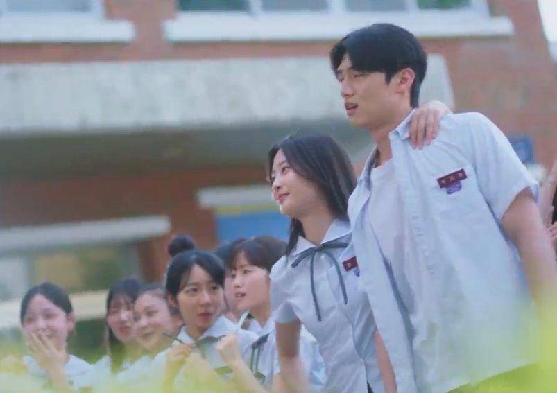 still cut drama Korea Love Your Enemy (youtube.com/@tvNDRAMA_official)