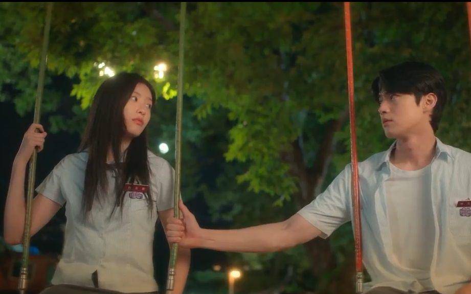 still cut drama Korea Love Your Enemy (youtube.com/@tvNDRAMA_official)