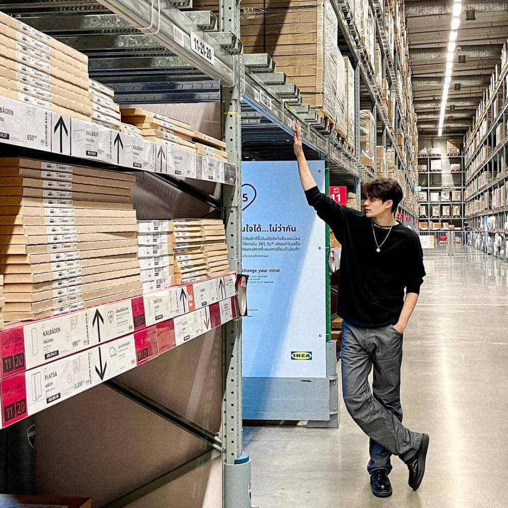 casual teen style ala James Prescott (instagram.com/_jamesprescott_)