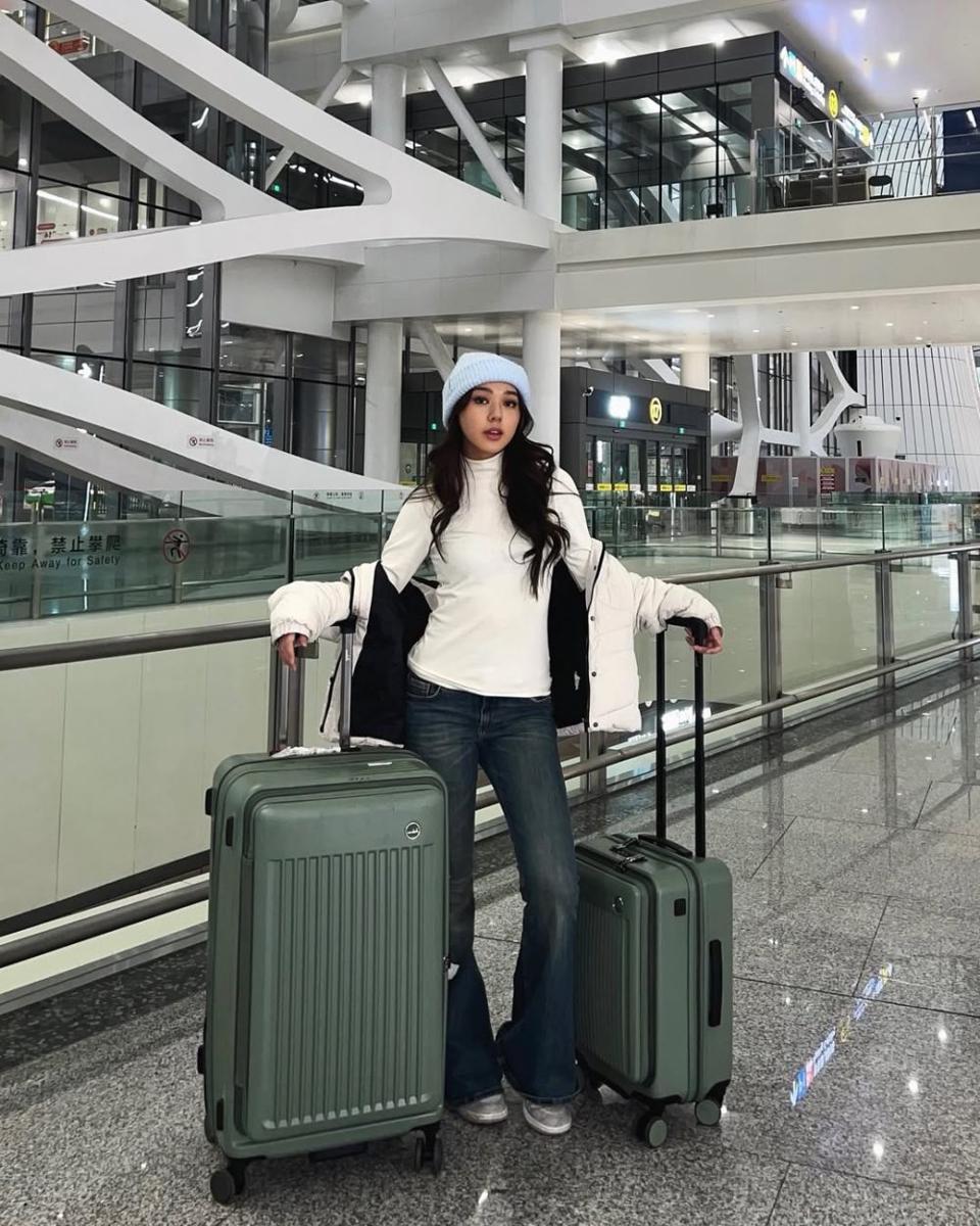 Inspirasi outfit ala Gabriella Ekaputri (instagram.com/gabriellaekaputri)