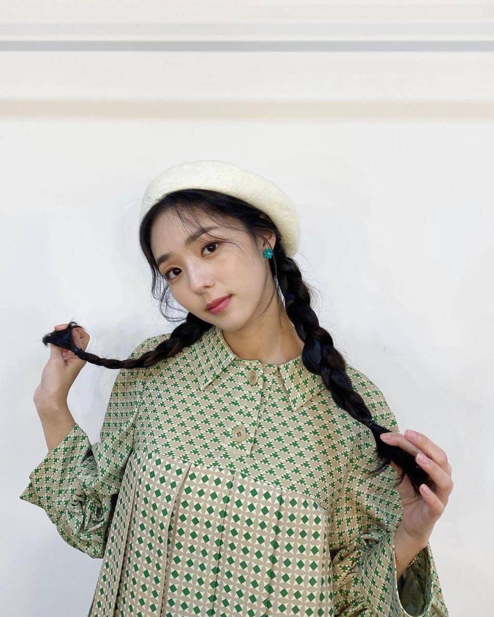 gaya rambut Chae Soo Bin (instagam.com/soobinms)