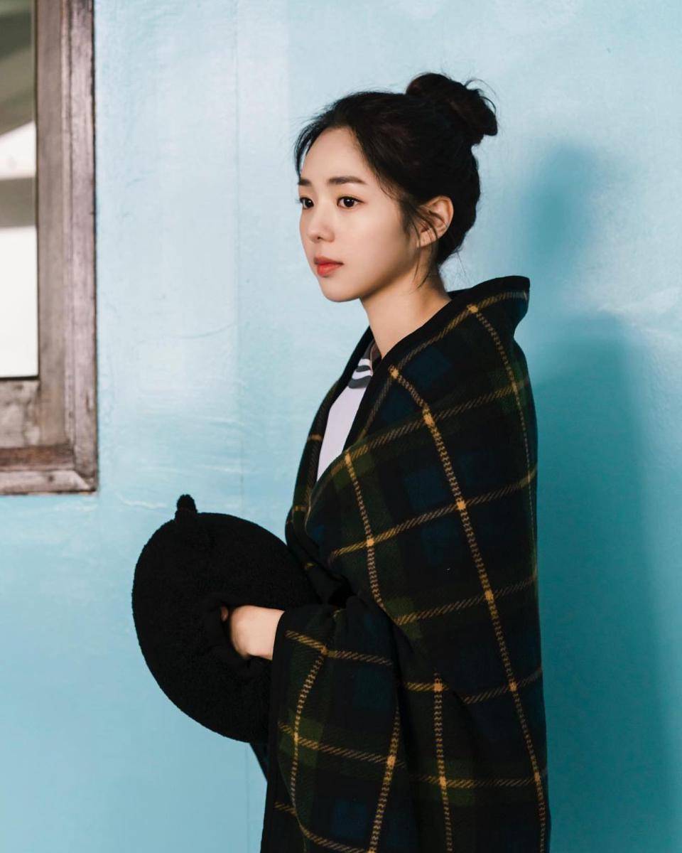 gaya rambut Chae Soo Bin (instagam.com/soobinms)