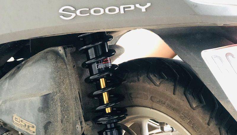 Kenapa motor matic hanya pakai satu shockbreaker