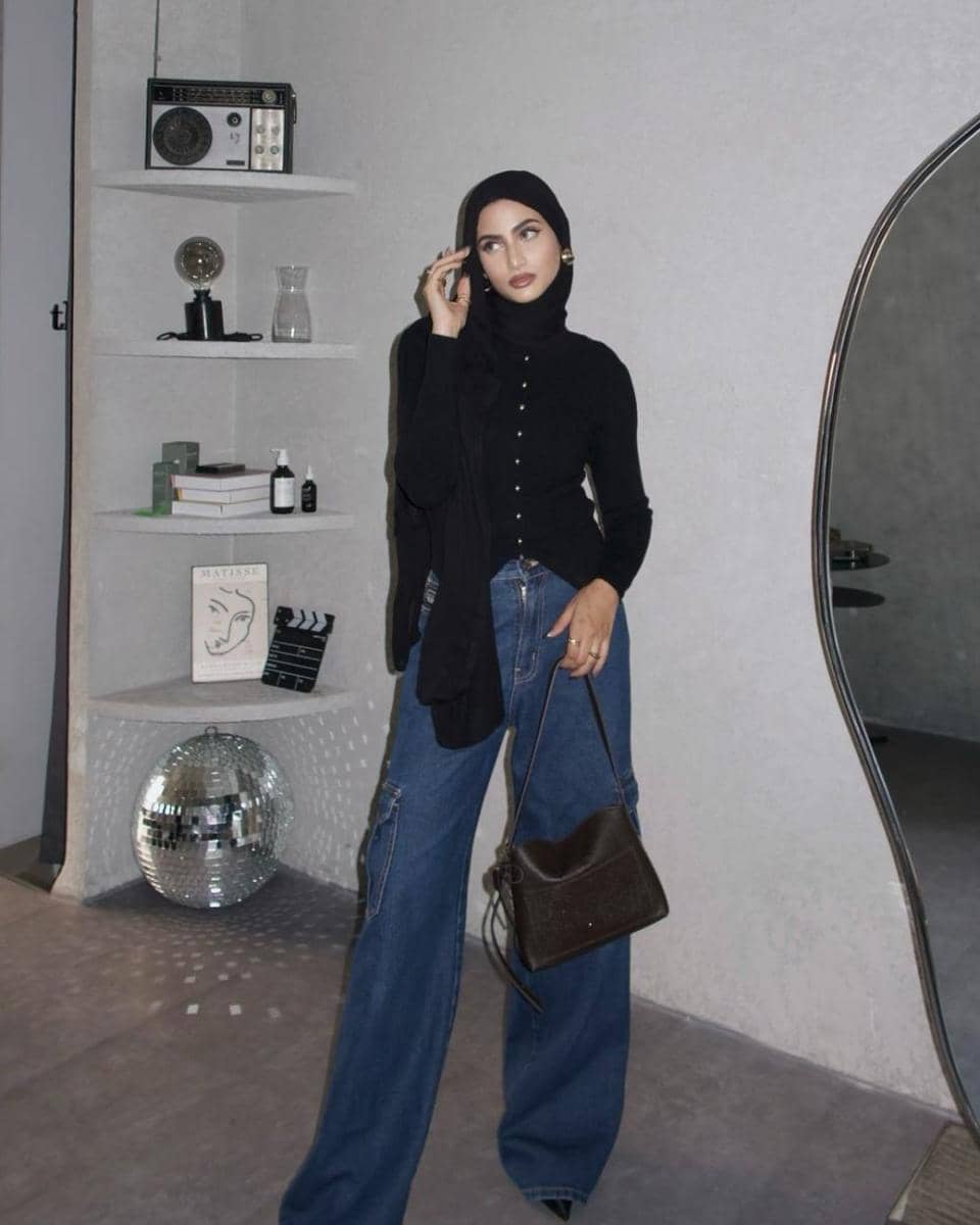 mix and match outfit denim ala Munira Agile (instagram.com/miraagile)