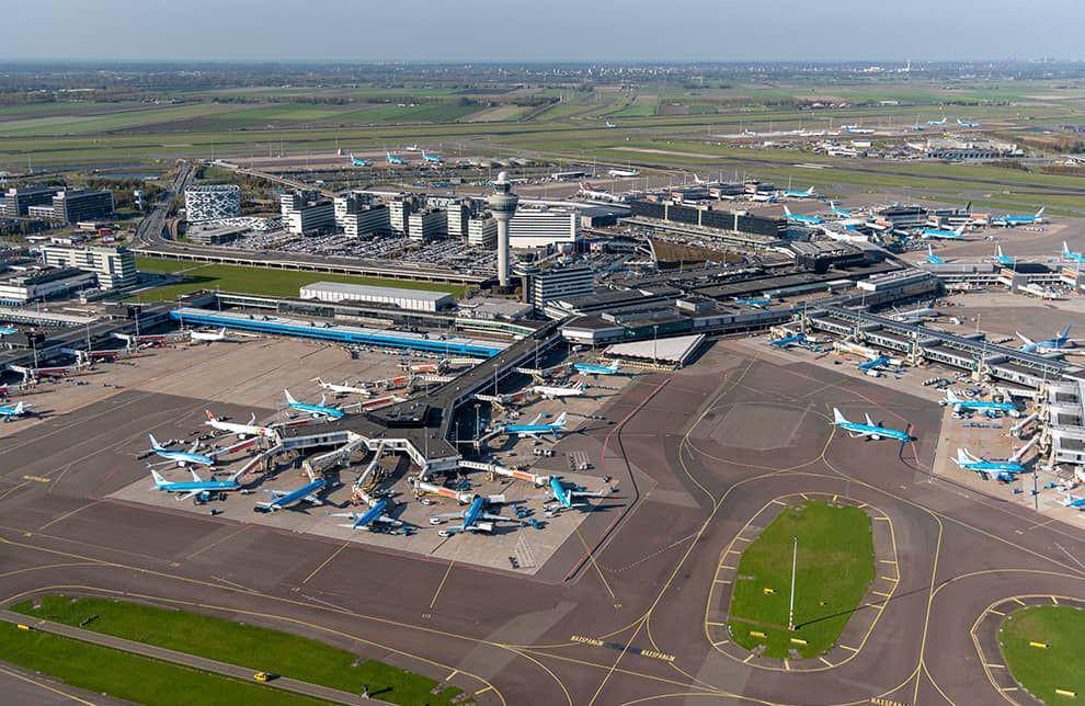 Bandara Schiphol Amsterdam, Belanda (schiphol.nl)