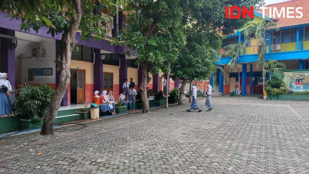 Aktivitas SMKN 4 Semarang lengang. (IDN Times/Fariz Fardianto)