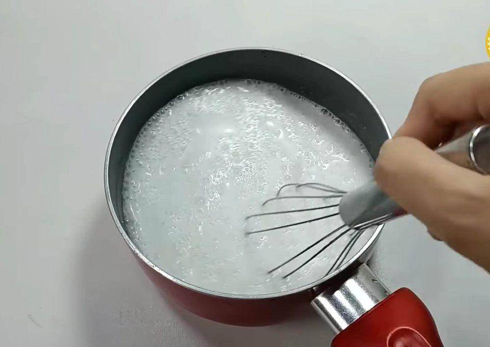 ilustrasi membuat puding santan pandan (YouTube.com/Diary Siska)