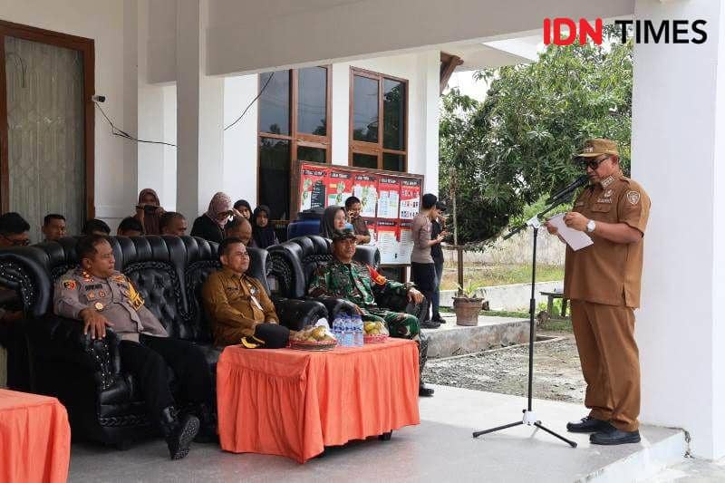 Pj Bupati PPU Zainal Arifin sampaikan sambutan saat pelepas armada pengangkut logistik Pilkada Tahun 2024 di PPU (IDN Times/Ervan)