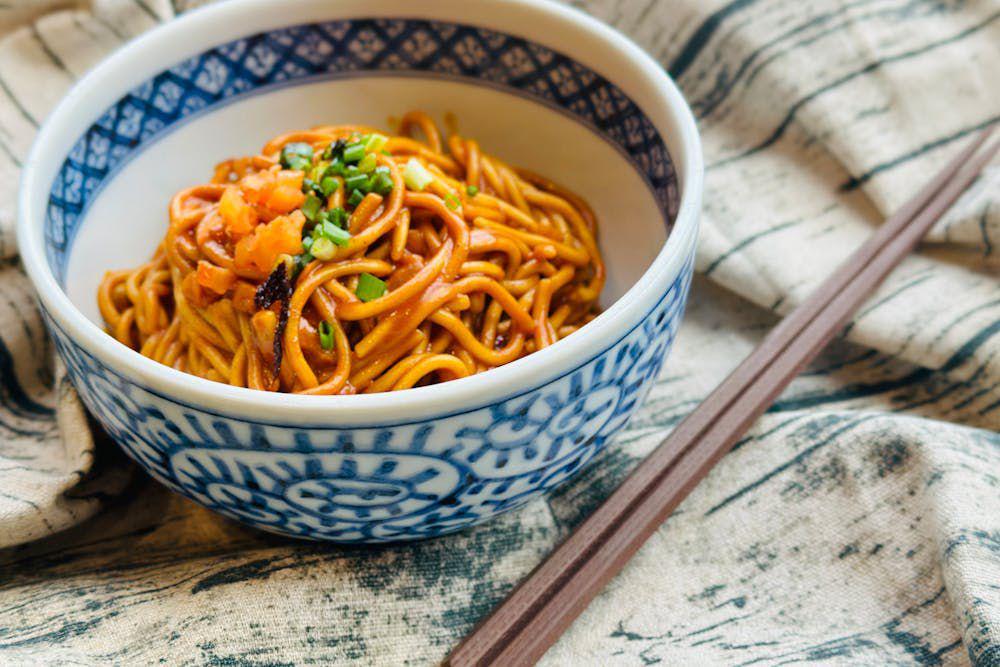 5 Tips Bikin Mi Goreng Pedas dengan Bahan Seadanya di Dapur, Simpel!