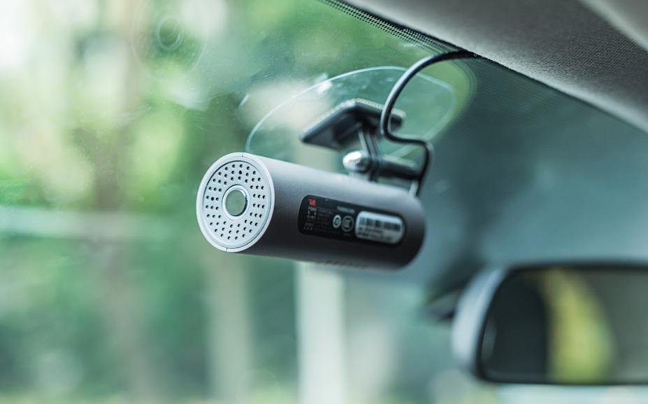Kenapa Harus Menggunakan Dashcam di Mobil? Ini 3 Alasannya