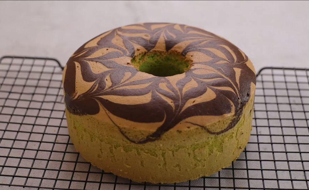 Resep Bolu Pandan Santan Motif yang Lembut, Caranya Praktis!