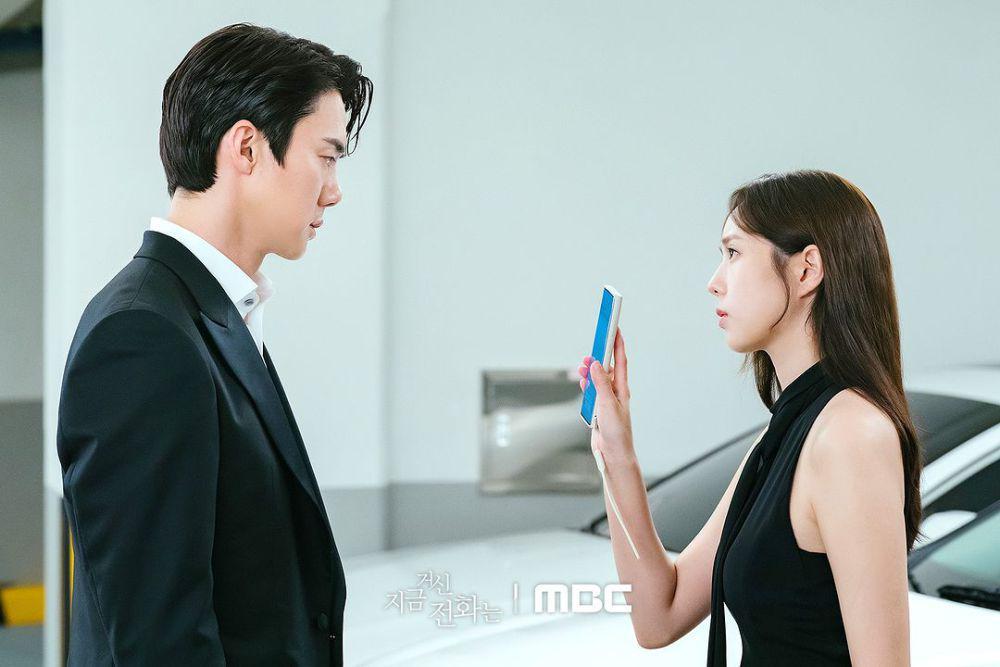 7 Sikap Perhatian Sa Eon terhadap Hee Joo di When The Phone Rings