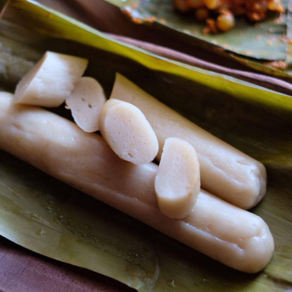 Bonggolan yang berbentuk lonjong dengan tekstur empuk. Instagram/kulinergresik